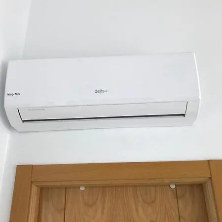 Apartamento Atico Aviles Lägenhet *