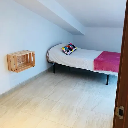 Apartamento Atico Aviles شقة