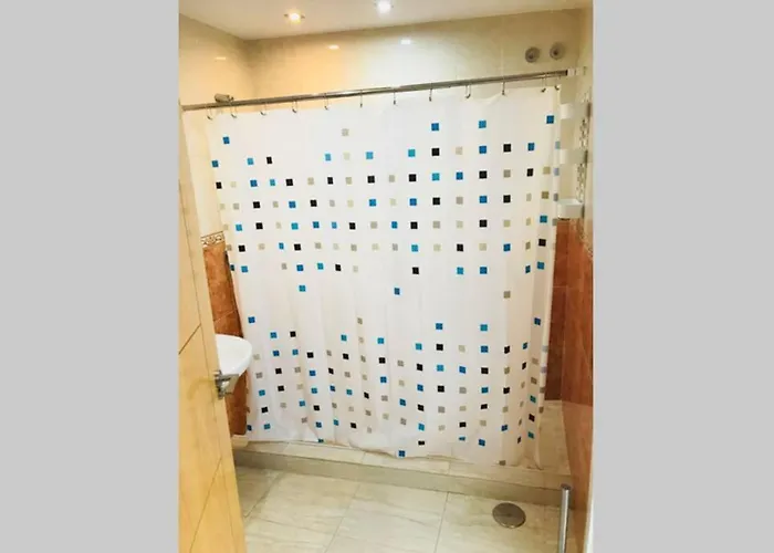 דירה Apartamento Atico Aviles רונדה