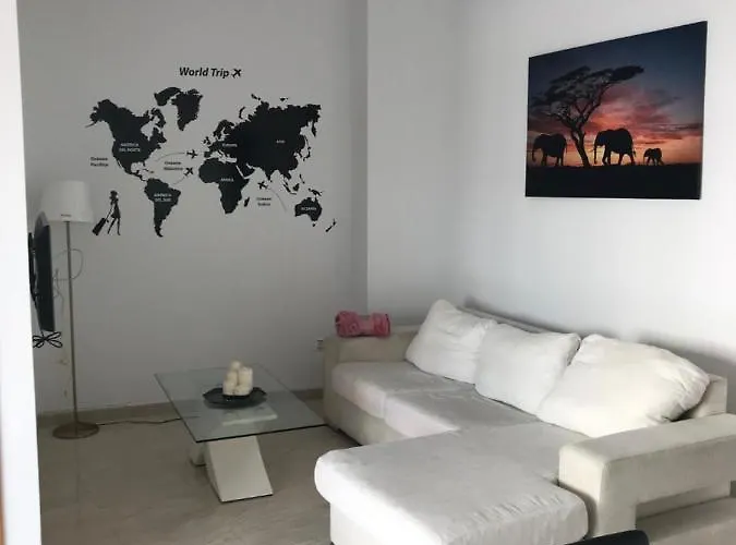 Apartamento Atico Aviles דירה